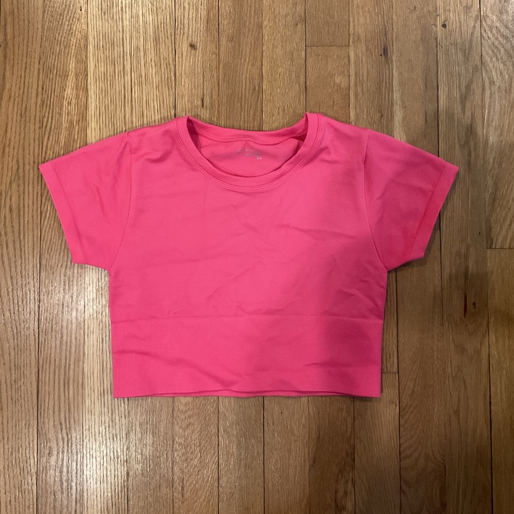Pink arie top